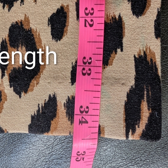 Chico's Leopard-Pattern Ankle Pants in Tan and Black - Picture 6 of 7